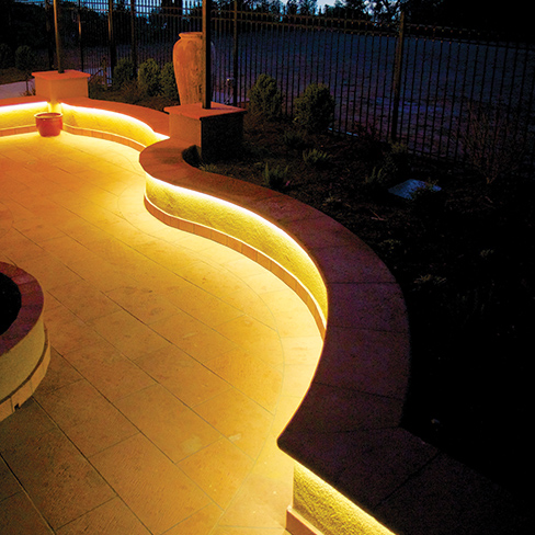 Breddegrad Fjerde har Waterproof LED strip for ✓ Swimming pool ✓ Garden ✓ Bathroom ➜ CabLED